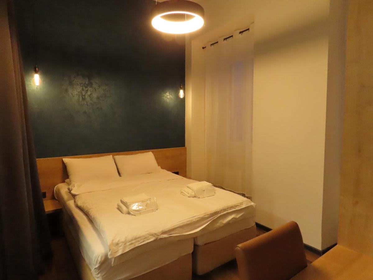 2Br Loft Apartment Near Liberty Square Тбилиси Экстерьер фото
